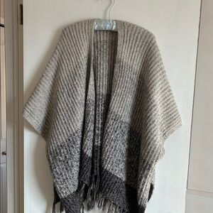American Eagle Outfitters Gray and Black Poncho